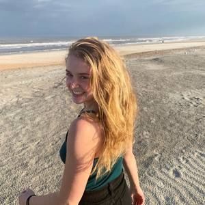 Meet your Posher, Sarah